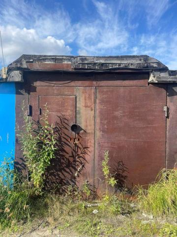 Гараж на продажу в Губкинском, Панель 5 территория фото №0