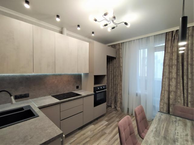 Квартира на продажу в Ростове-на-Дону, проспект Солженицына, 13 фото №0