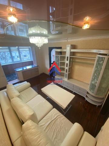 Квартира на продажу в Петропавловске-Камчатском, Петропавловск-Камчатский, проспект Победы, 55 фото №2