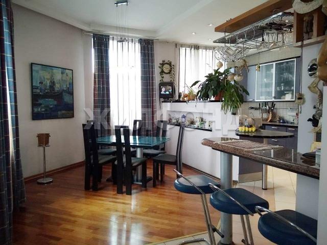 Квартира на продажу в Барнауле, Партизанская улица, 83 фото №0