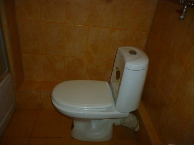 Квартира на продажу в Ростове-на-Дону, улица Варфоломеева, фото №2