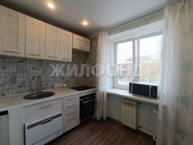 Квартира на продажу в Иркутске, Волжская улица, 31 фото №0