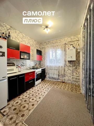 Дом на продажу в Омске, Харьковская улица, 179 фото №0