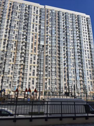 Квартира на продажу в Ростове-на-Дону, Стабильная улица, 3с3 фото №0