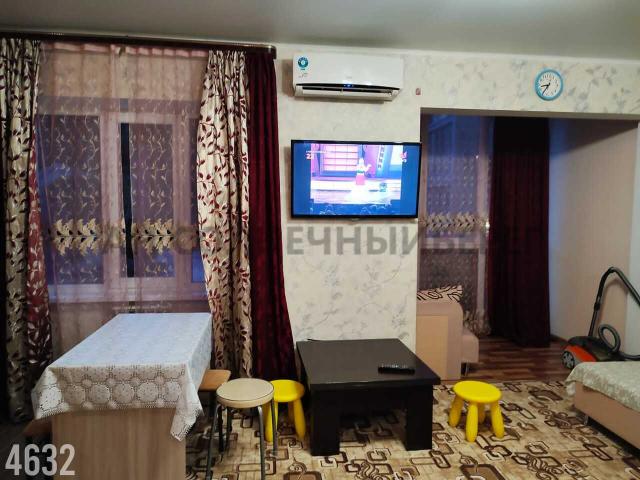 Квартира на продажу в Небуге, улица Газовиков, 1А фото №0