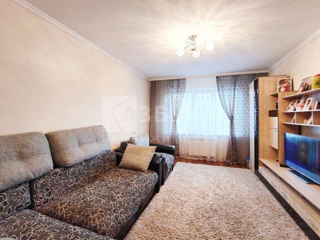 Квартира на продажу в Воронеже, Тепличная улица, 4 фото №1