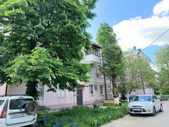 Квартира на продажу в Новочеркасске, улица Николаевой-Терешковой, 4 фото №1