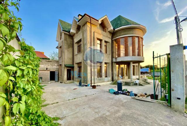 Дом на продажу в Горках Ленинских, 24-я линия фото №1