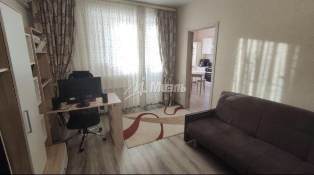 Квартира на продажу в б/е Звенигороде, Нахабинское шоссе, 1к2 фото №1