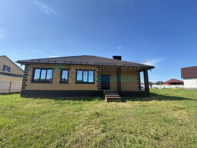 Дом на продажу в Строителе, Индустриальная улица фото №2