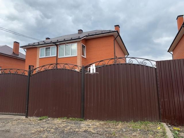 Таунхаус на продажу в Бережках деревне, Луговой проезд улица, 4 фото №0