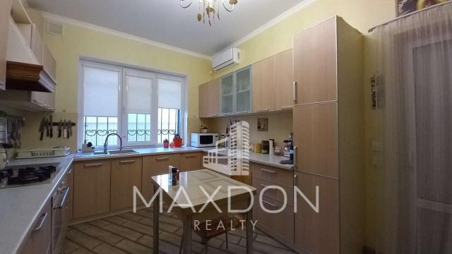 Дом на продажу в Ростове-на-Дону, Вятская улица фото №1