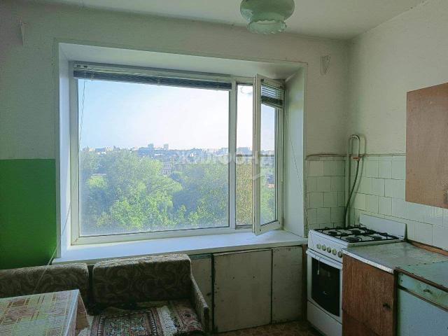 Квартира на продажу в Орёле, 7 Ноября улица, 15 фото №0