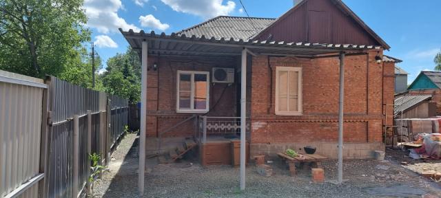 Дом с участком на продажу в Ростове-на-Дону, Объединения, 47 фото №0