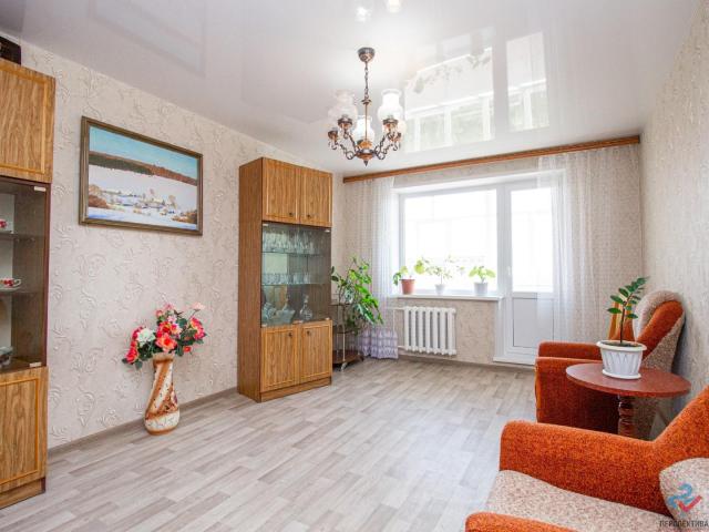 Квартира на продажу в Ульяновске, проспект Авиастроителей, 33 фото №0