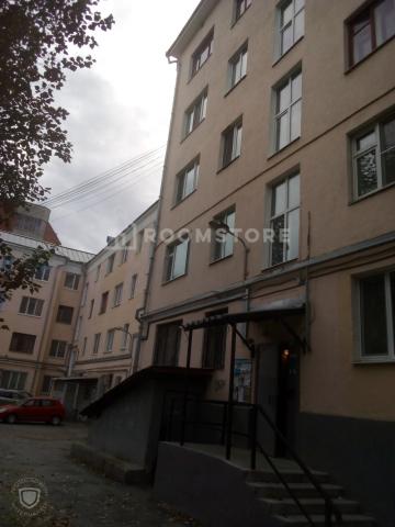 Квартира на продажу по адресу Россия, Свердловская область, Екатеринбург, ул. Челюскинцев, 60 фото №0