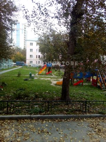 Квартира на продажу по адресу Россия, Свердловская область, Екатеринбург, ул. Челюскинцев, 60 фото №8