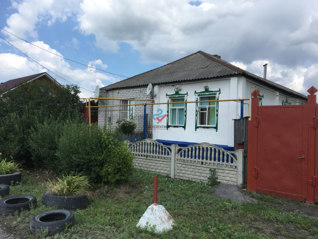 Дом на продажу в Незнамово, Зелёная улица, 2 фото №1