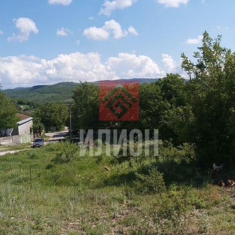 Участок на продажу в Трудолюбовке, Севастопольская улица фото №0