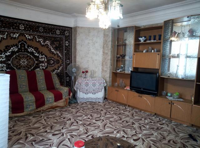 Квартира на продажу в Новочеркасске, Аксайская улица, 102 фото №0