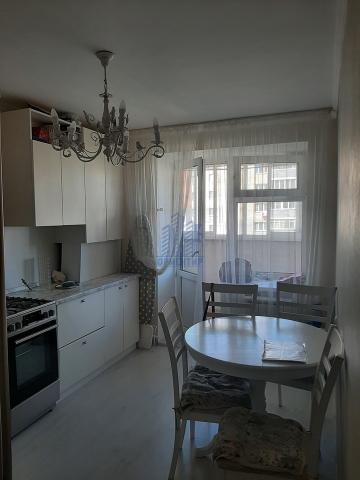 Квартира на продажу в Чебоксаре, проспект Максима Горького, 14 фото №0