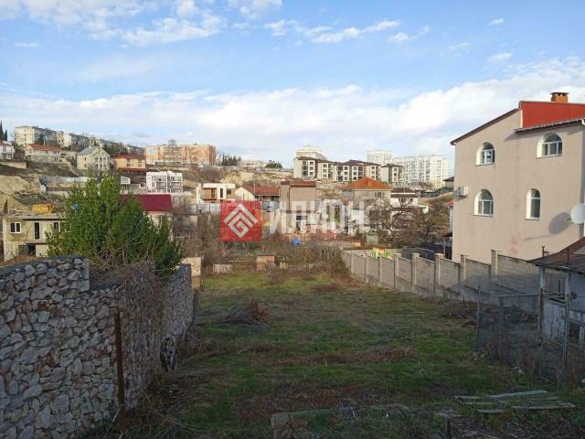 Участок на продажу в Севастополе, Красивая улица фото №1