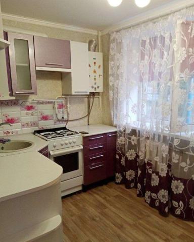 Квартира на продажу в Шахтах, пр-кт. Ленинского Комсомола, 63 фото №1
