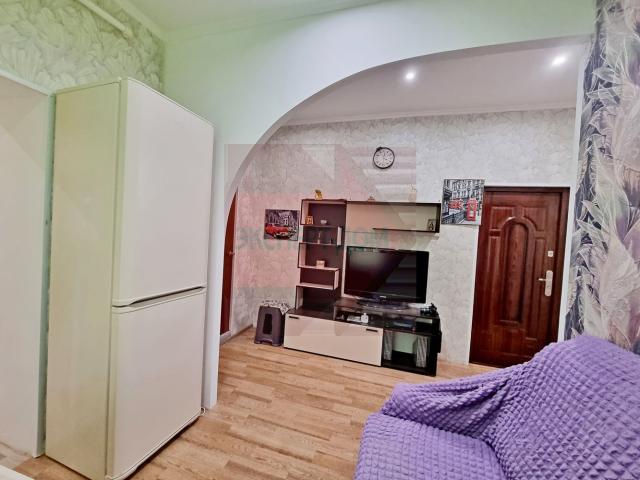 Квартира на продажу в Таганроге, Александровская улица, фото №4