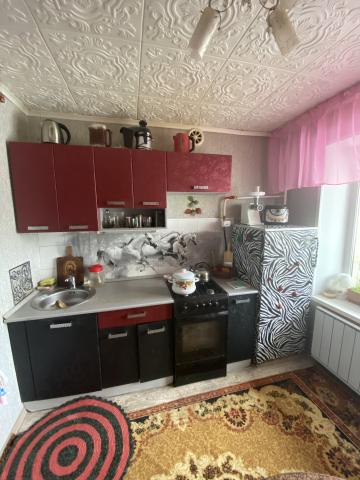 Квартира на продажу по адресу Россия, Челябинская область, Челябинск, ул. Героев Танкограда, 59 фото №0