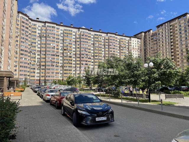 Квартира на продажу в Одинцово, Триумфальная улица, 12 фото №0