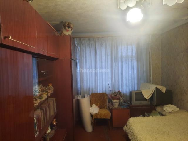 Квартира на продажу в Севастополе, Октябрьской Революции проспект, д.33 фото №0