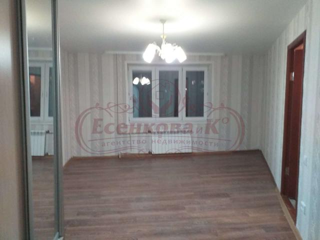 Квартира на продажу в Кургане, 6-й мкр, 3 фото №0