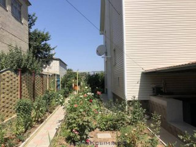 Дом на продажу в Саках, Вишневая ул. фото №1