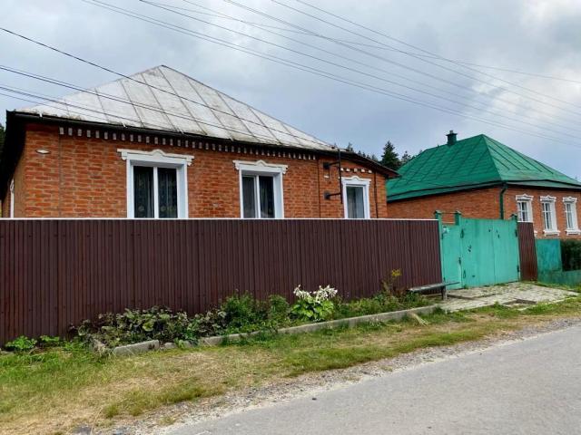 Дом на продажу в Борисовке, Октябрьская улица фото №1