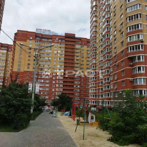 Квартира на продажу в Воронеже, Челюскинцев улица, 101а фото №3