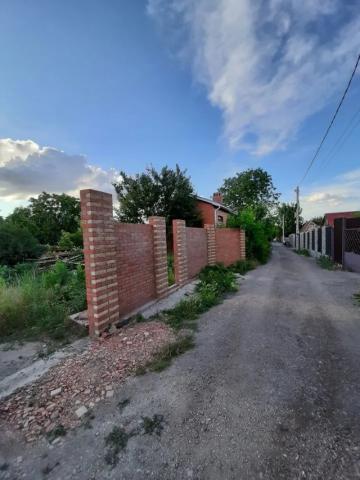 Дом на продажу в Ростове-на-Дону, Фасадная улица фото №1
