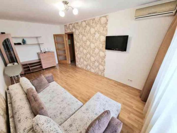 Квартира в аренду в Новосемейкино, Советская улица, 45 фото №0