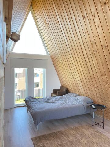 Дом с участком на продажу в коттеджном поселке Ежевичное, коттеджный посёлок Ежевичное, 130 фото №9