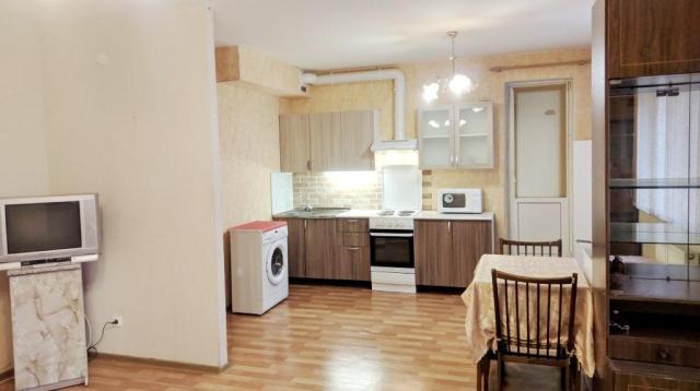 Квартира в аренду в Санкт-Петербурге, улица Коммуны, 61 фото №0