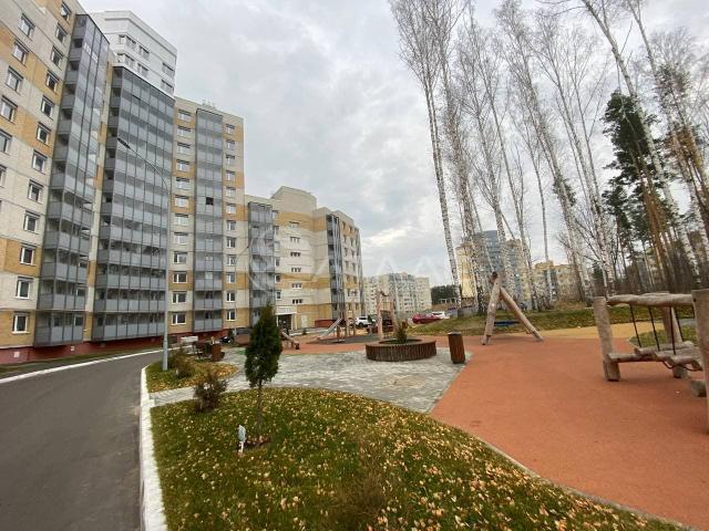 Квартира на продажу в Заречном, улица Ахунская, 25 фото №1