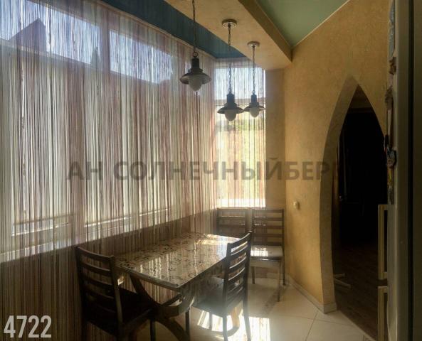 Квартира на продажу в Туапсе, улица Ленина, 33 фото №0