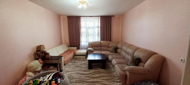 Квартира на продажу в Симферополе, улица Кантар, 3 фото №0