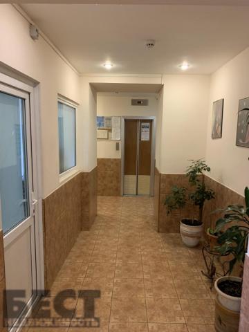 Офис на продажу в Москве, улица Вавилова, 97 фото №1