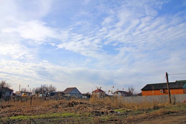 Участок на продажу по адресу Россия, Волгоградская область, Среднеахтубинский район, Закутский, ул. Абрикосовая, 3А фото №1