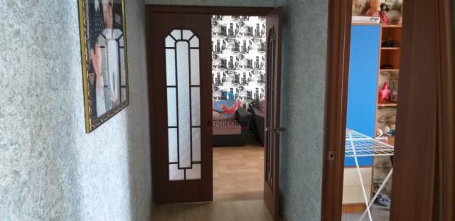Квартира на продажу в Новоалтайске, 8-й микрорайон, 22 фото №2