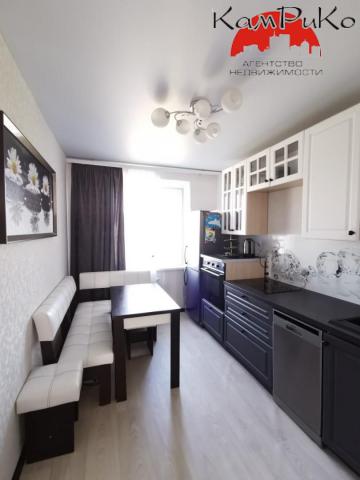 Квартира на продажу в Елизово, микрорайон Заречный, улица Попова, 28 фото №0