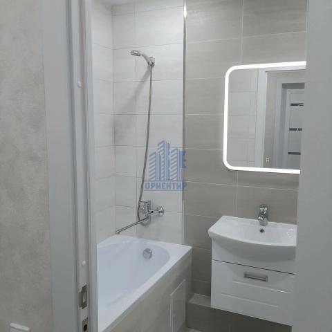 Квартира на продажу в Чебоксаре, улица писателя Лаврентия Таллерова, 12 фото №2