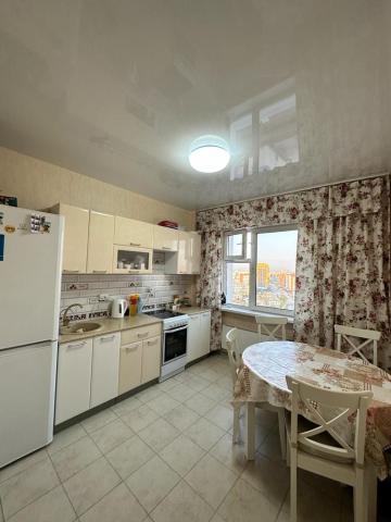 Квартира на продажу в Якутске, Лермонтова ул., 102 фото №2
