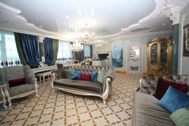 Квартира на продажу в Симферополе, Севастопольская улица, 43 фото №0