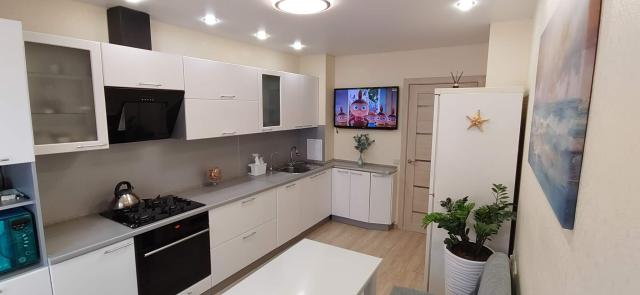 Квартира в аренду в Нягане, 7-й микрорайон, 2 фото №0